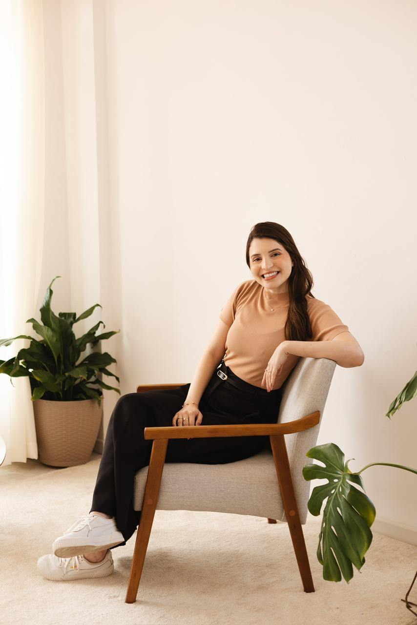 Psicóloga Júlia Lessa Ribeiro